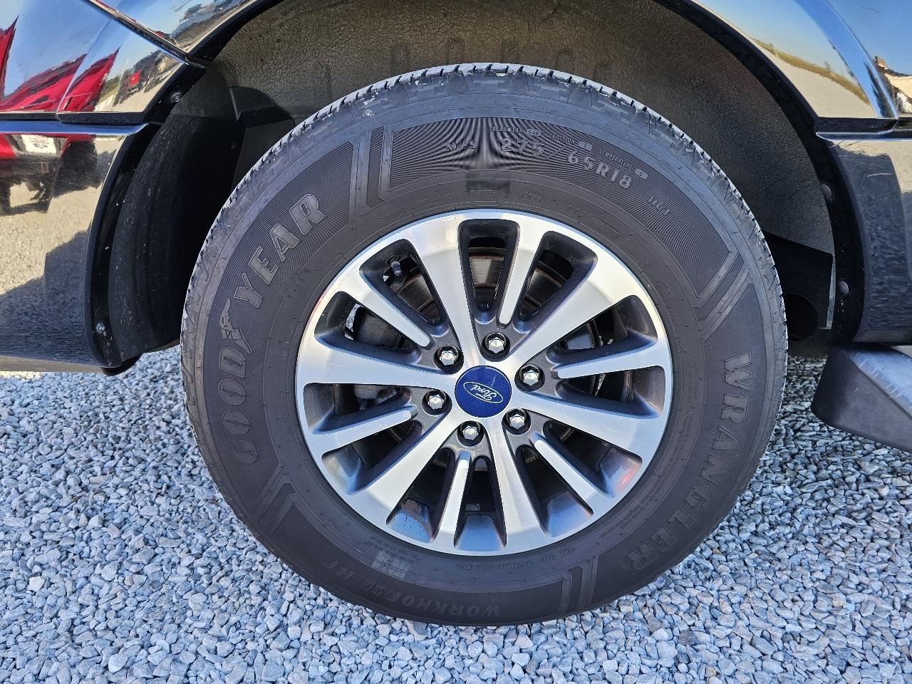 Ford Expedition EL XLT 4WD 2017