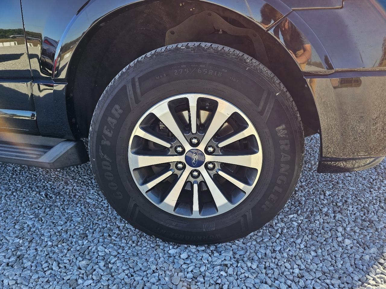 Ford Expedition EL XLT 4WD 2017