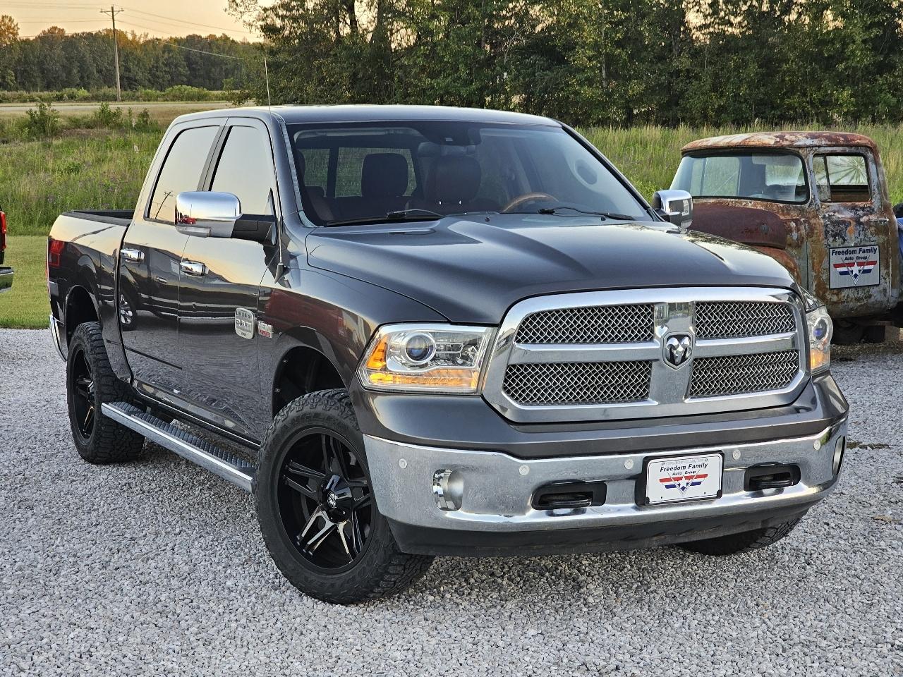 RAM 1500 Laramie Longhorn 4x4 Crew Cab 5'7" Box 2015