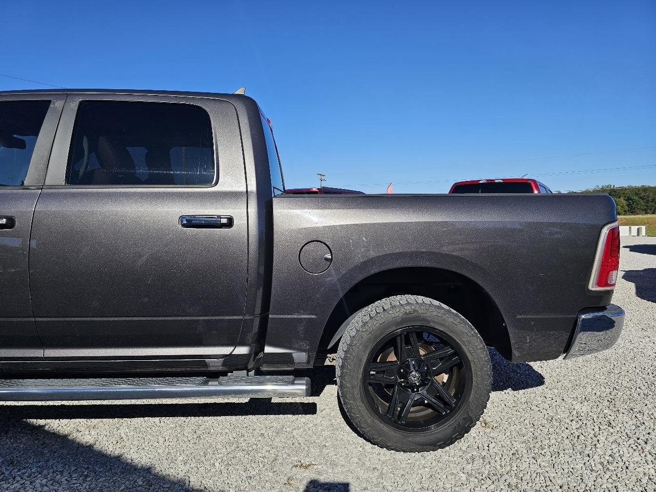 RAM 1500 Laramie Longhorn 4x4 Crew Cab 5'7" Box 2015