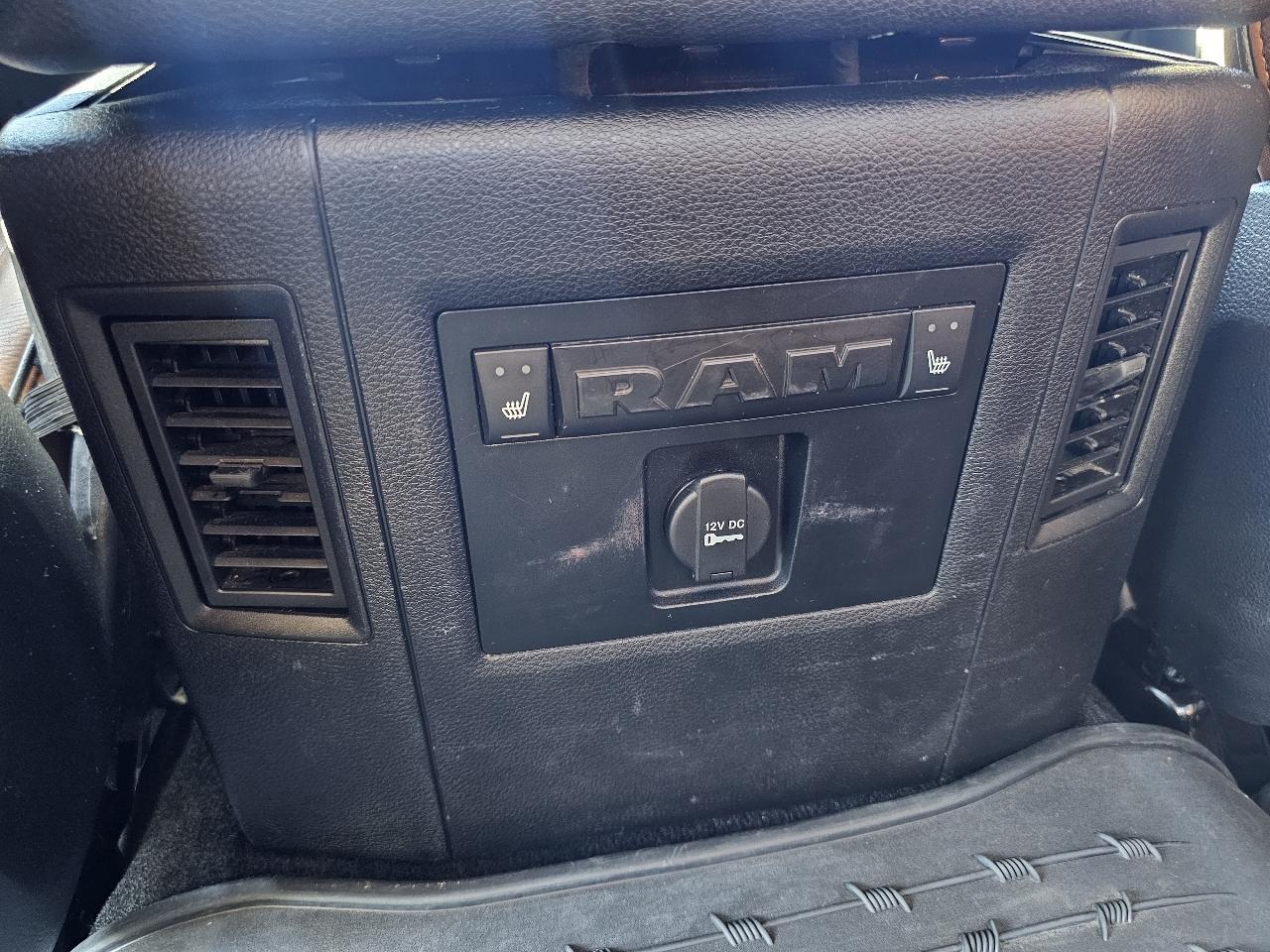 RAM 1500 Laramie Longhorn 4x4 Crew Cab 5'7" Box 2015