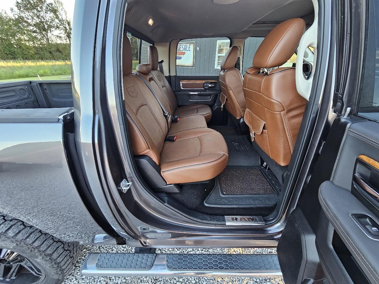 RAM 1500 Laramie Longhorn 4x4 Crew Cab 5'7" Box 2015