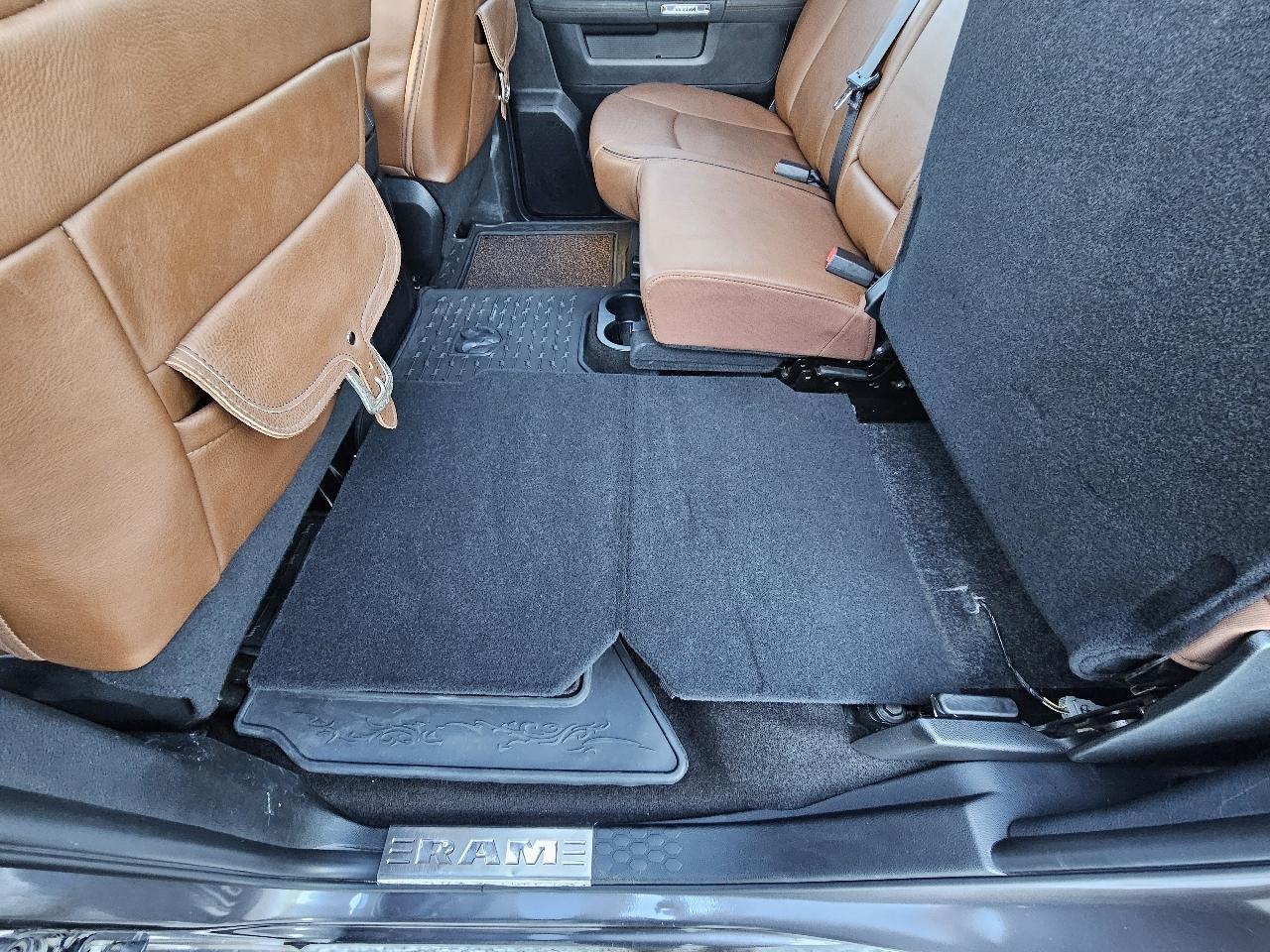 RAM 1500 Laramie Longhorn 4x4 Crew Cab 5'7" Box 2015