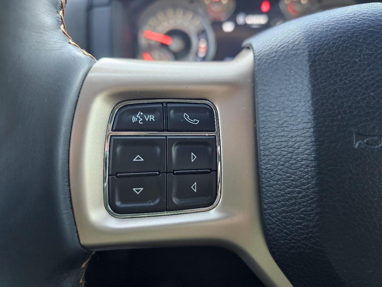 RAM 1500 Laramie Longhorn 4x4 Crew Cab 5'7" Box 2015