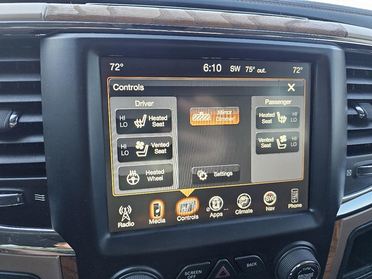 RAM 1500 Laramie Longhorn 4x4 Crew Cab 5'7" Box 2015