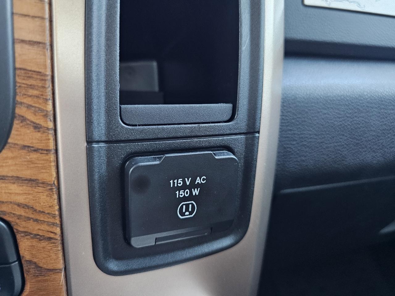 RAM 1500 Laramie Longhorn 4x4 Crew Cab 5'7" Box 2015