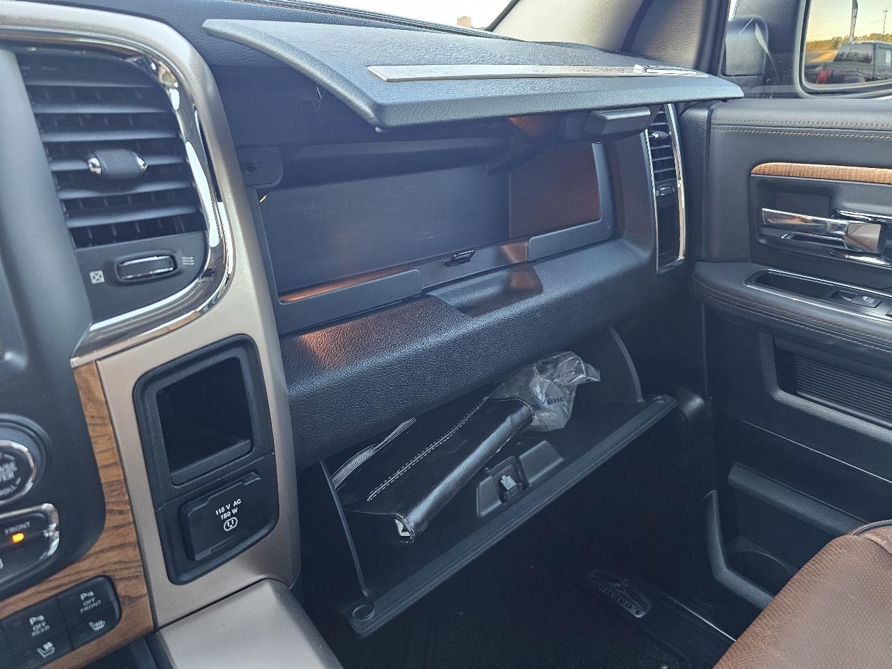 RAM 1500 Laramie Longhorn 4x4 Crew Cab 5'7" Box 2015