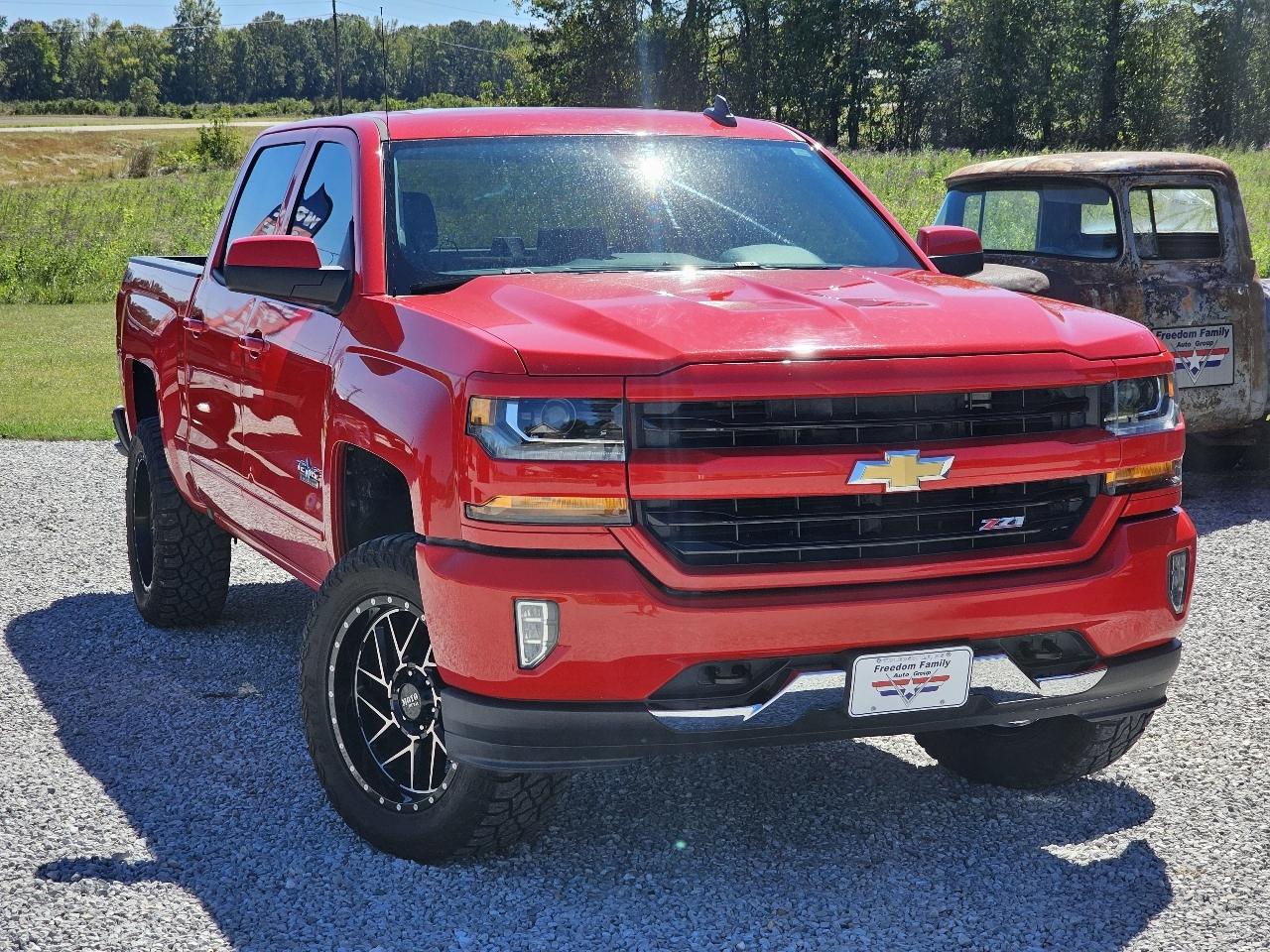2018 Chevrolet Silverado 1500 LT Z71 Crew Cab 4WD