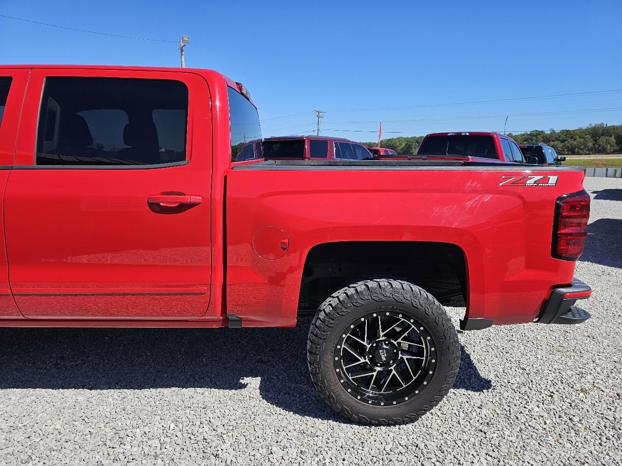 Chevrolet Silverado 1500 LT Z71 Crew Cab 4WD 2018