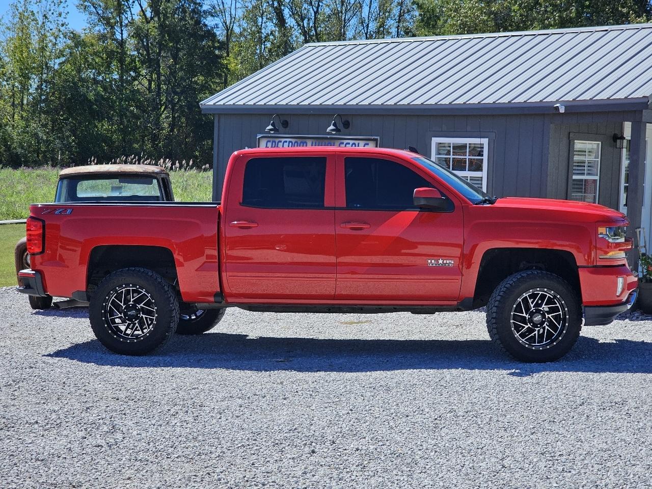 Chevrolet Silverado 1500 LT Z71 Crew Cab 4WD 2018