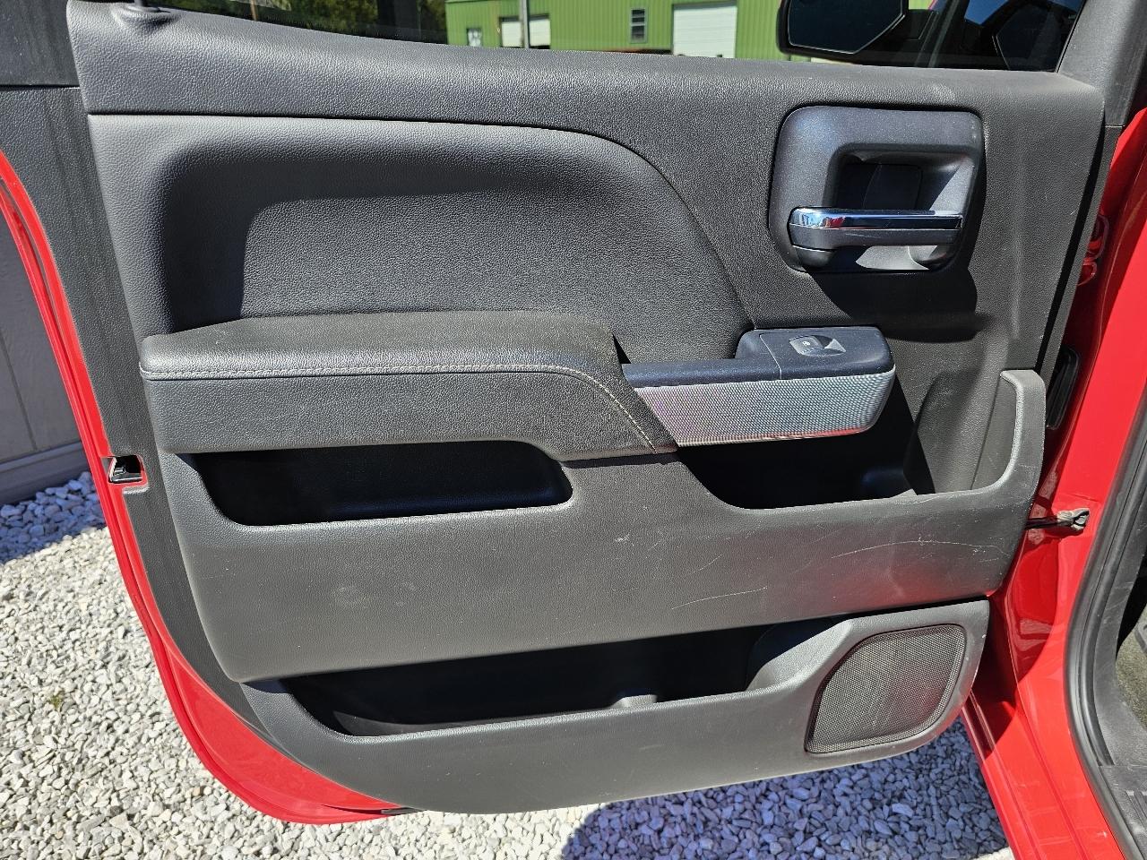 Chevrolet Silverado 1500 LT Z71 Crew Cab 4WD 2018