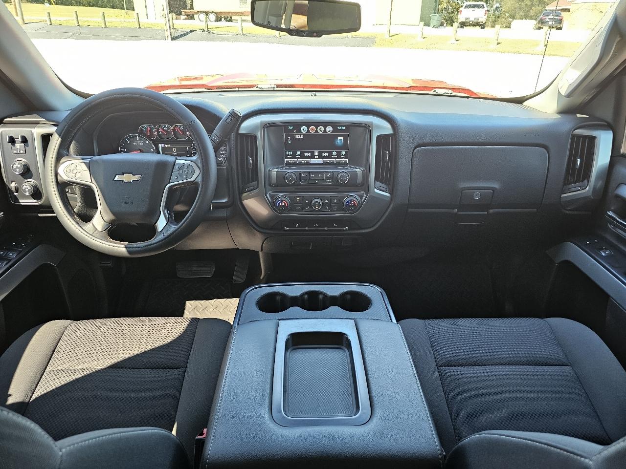 Chevrolet Silverado 1500 LT Z71 Crew Cab 4WD 2018