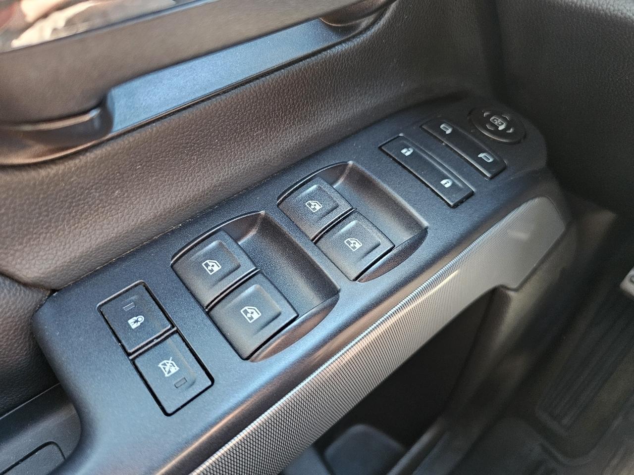 Chevrolet Silverado 1500 LT Z71 Crew Cab 4WD 2018