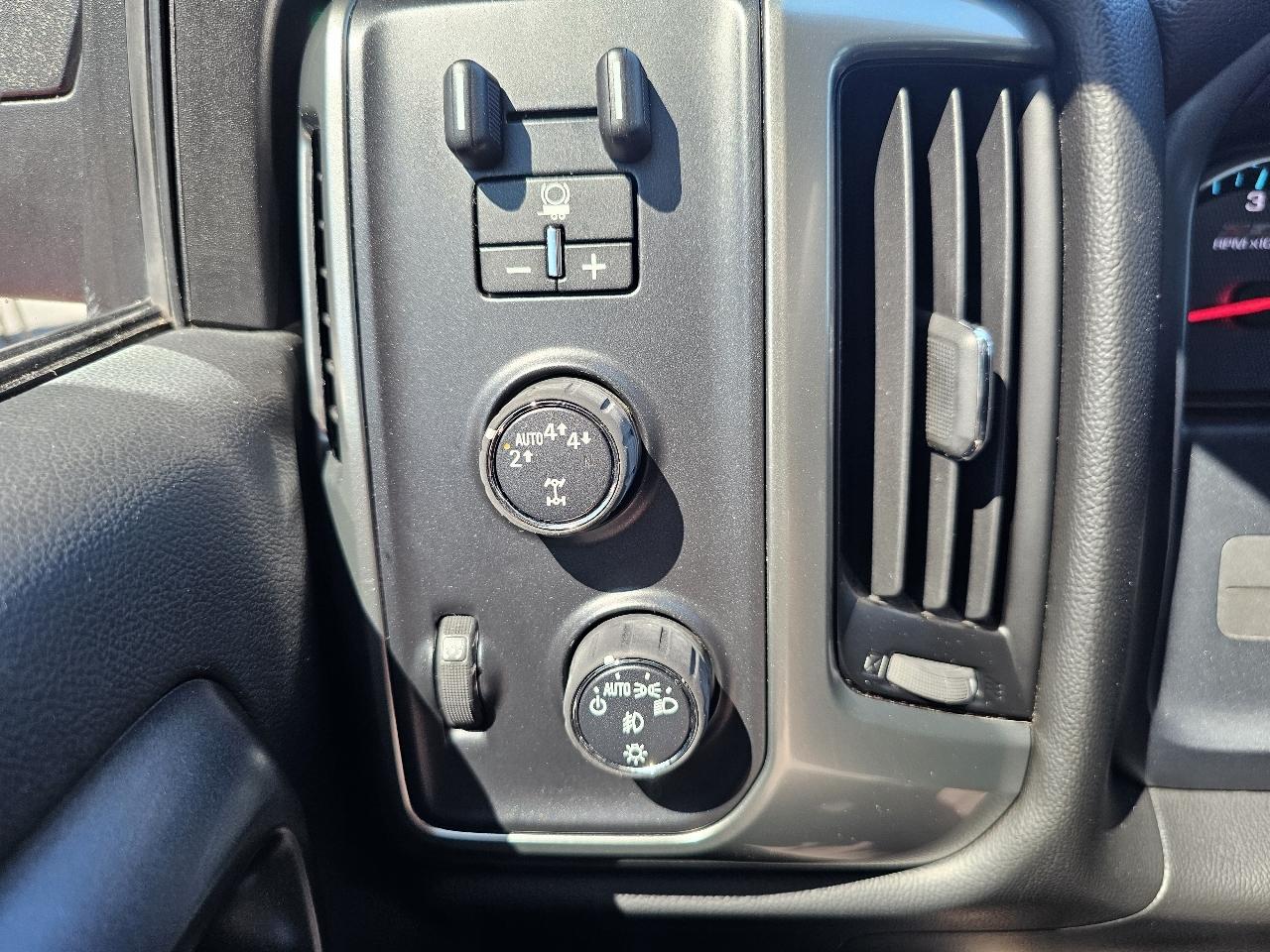 Chevrolet Silverado 1500 LT Z71 Crew Cab 4WD 2018