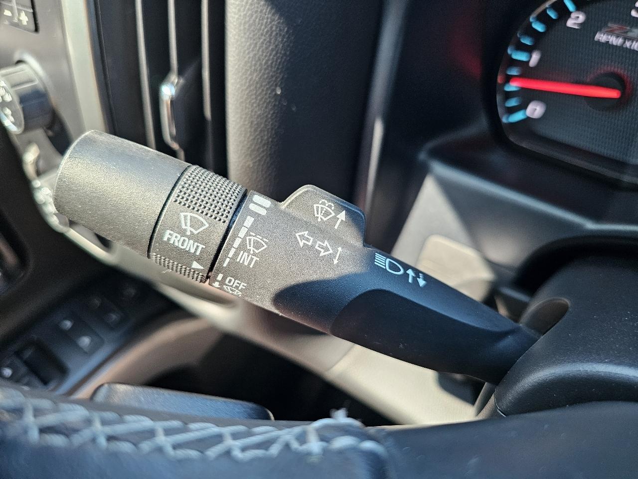 Chevrolet Silverado 1500 LT Z71 Crew Cab 4WD 2018