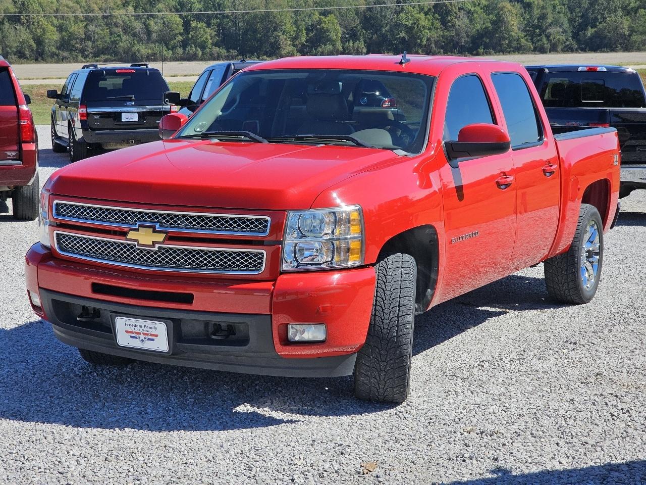 Chevrolet Silverado 1500 LTZ Crew Cab 4WD 2013
