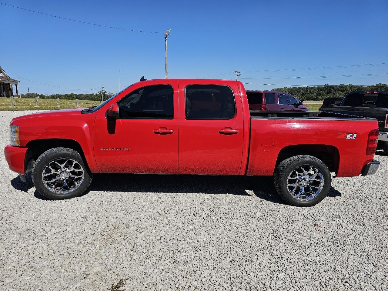 Chevrolet Silverado 1500 LTZ Crew Cab 4WD 2013