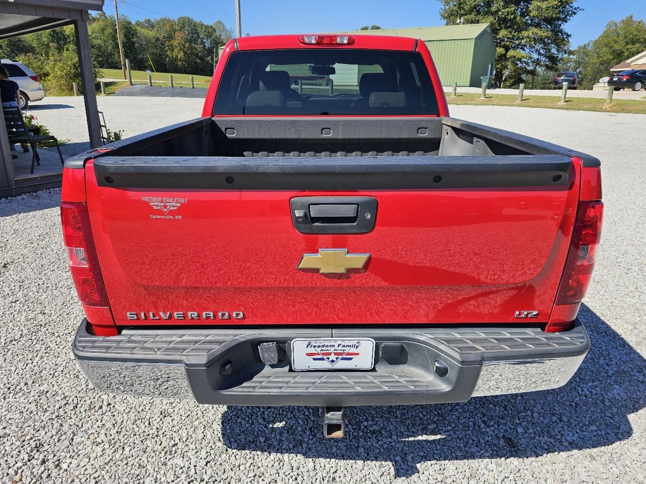 Chevrolet Silverado 1500 LTZ Crew Cab 4WD 2013