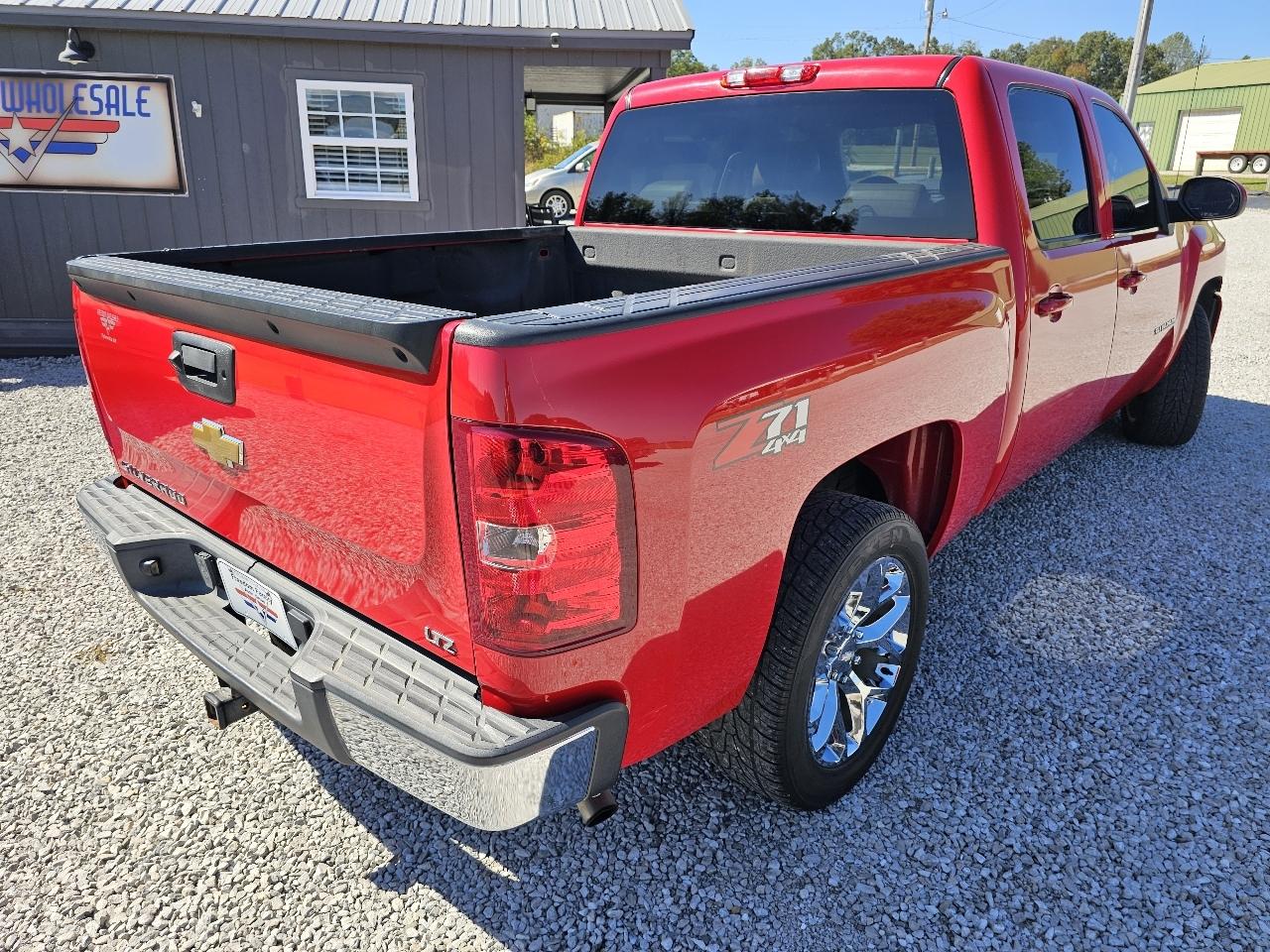 Chevrolet Silverado 1500 LTZ Crew Cab 4WD 2013