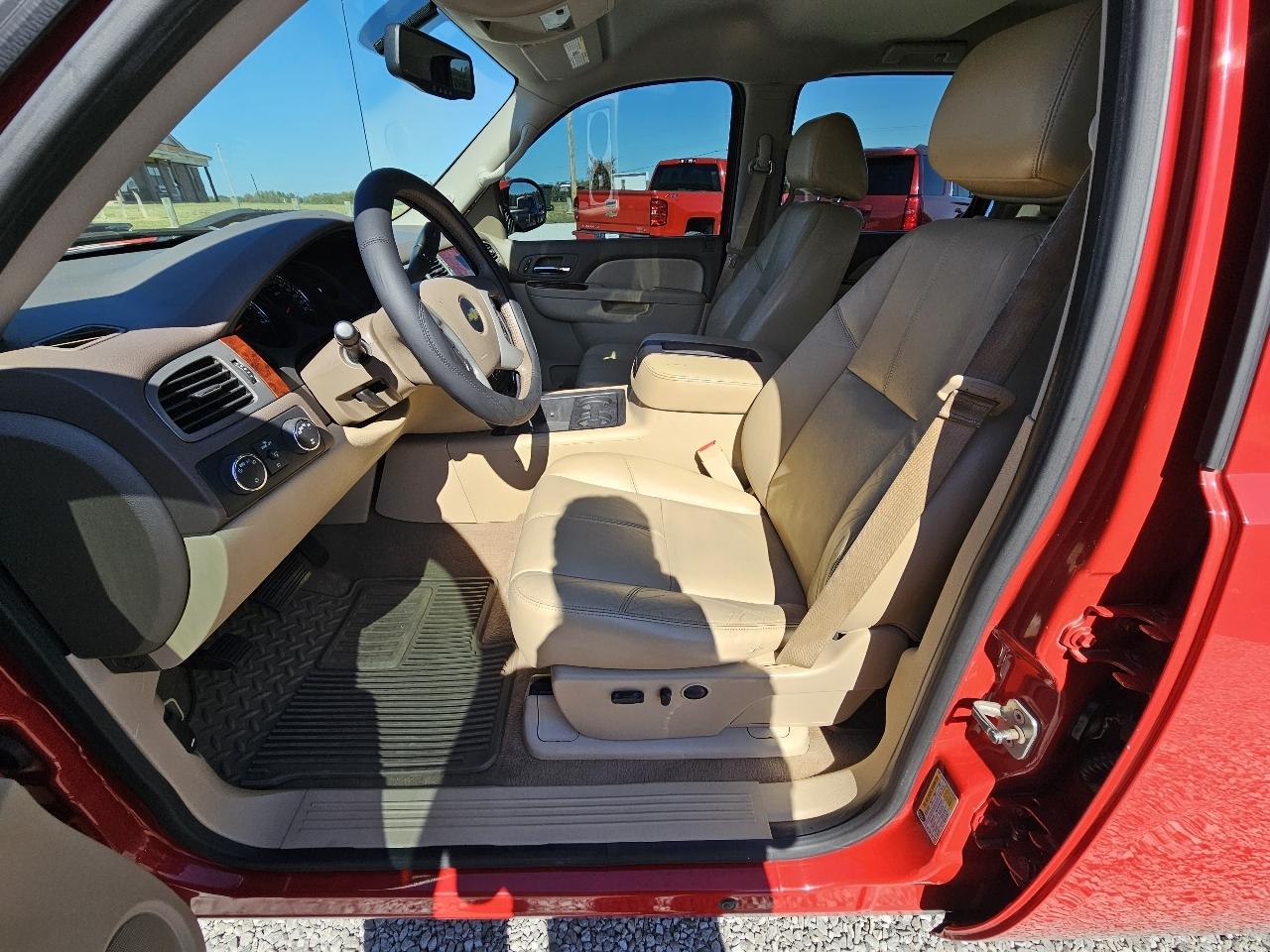 Chevrolet Silverado 1500 LTZ Crew Cab 4WD 2013