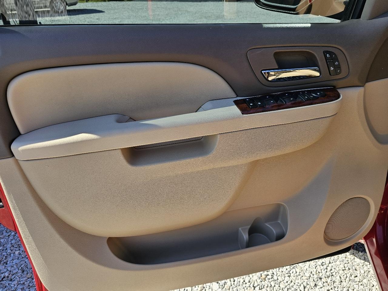 Chevrolet Silverado 1500 LTZ Crew Cab 4WD 2013