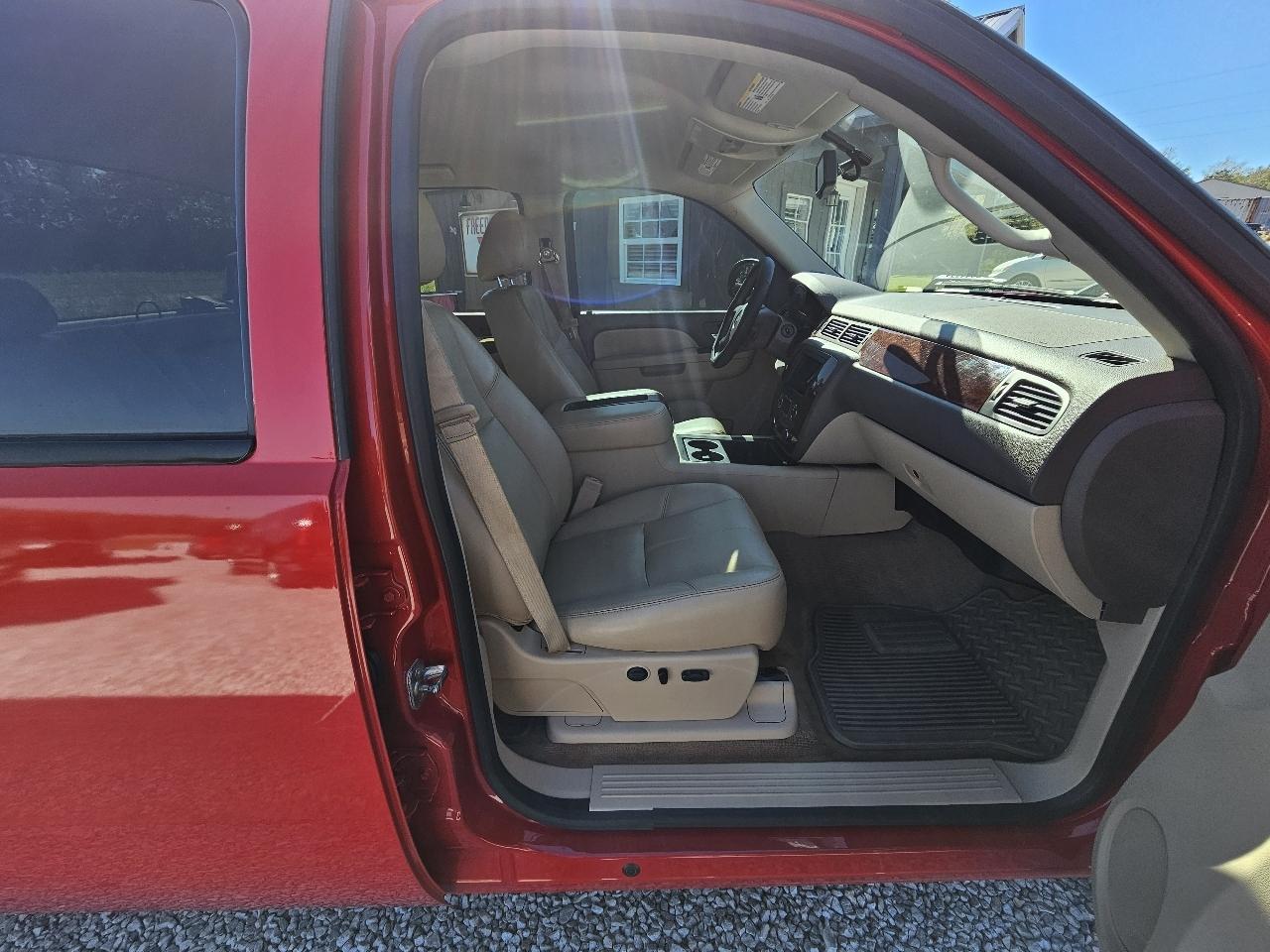Chevrolet Silverado 1500 LTZ Crew Cab 4WD 2013
