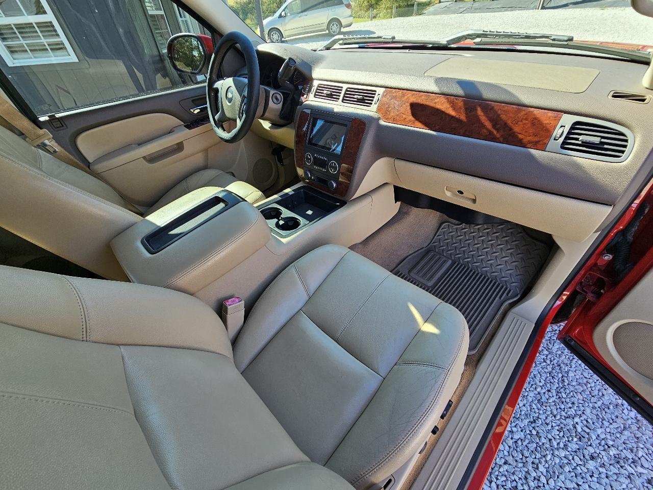 Chevrolet Silverado 1500 LTZ Crew Cab 4WD 2013