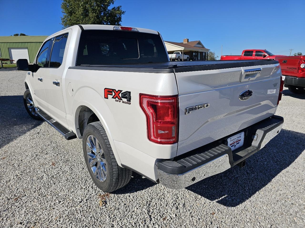 Ford F-150 Lariat SuperCrew 4WD 2015