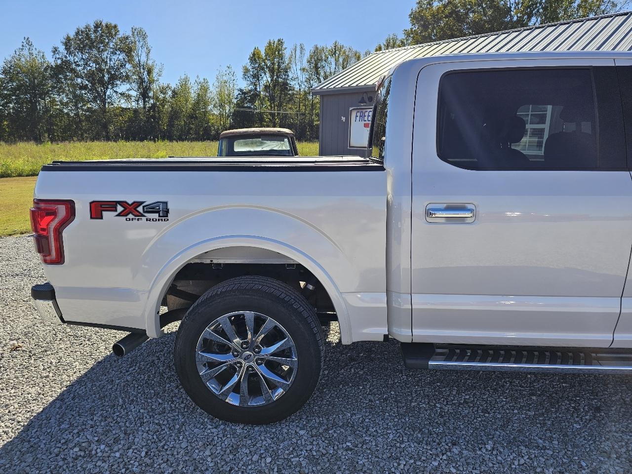 Ford F-150 Lariat SuperCrew 4WD 2015