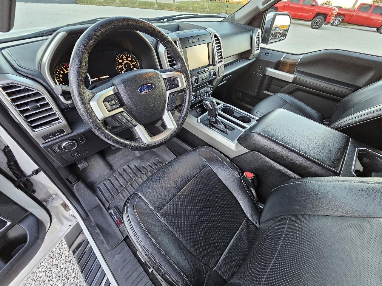 Ford F-150 Lariat SuperCrew 4WD 2015