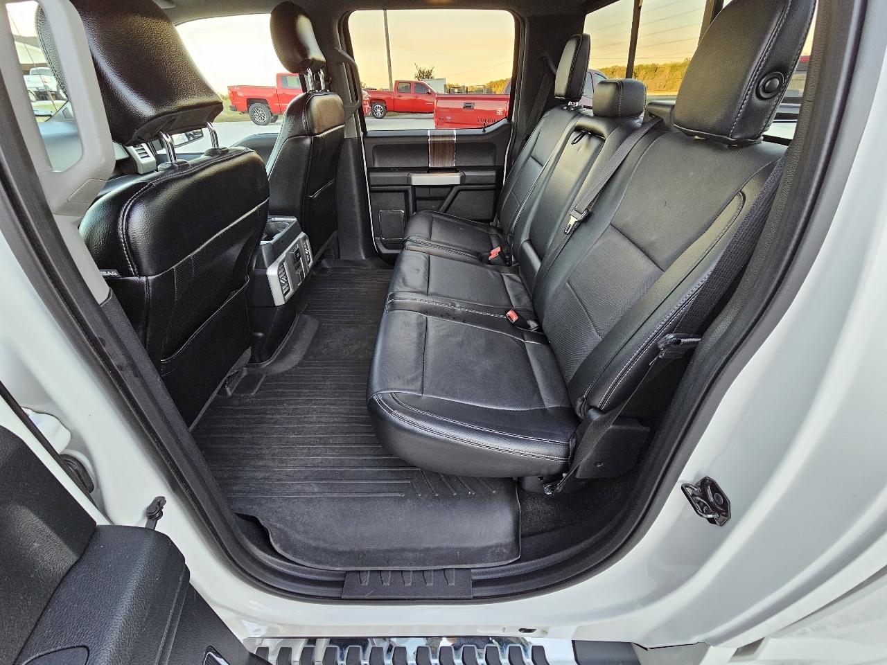 Ford F-150 Lariat SuperCrew 4WD 2015