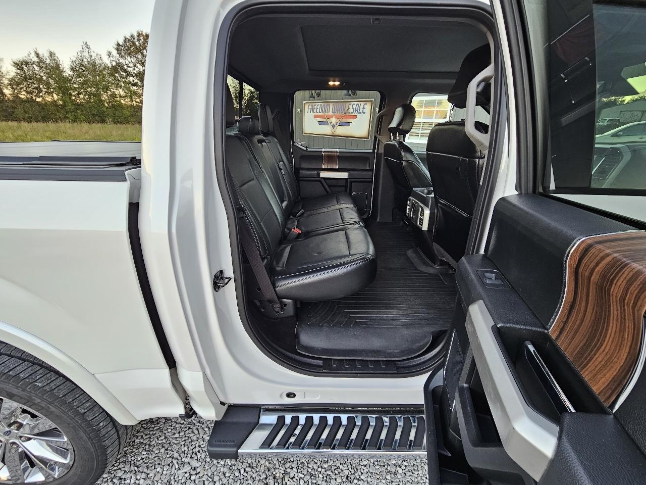 Ford F-150 Lariat SuperCrew 4WD 2015