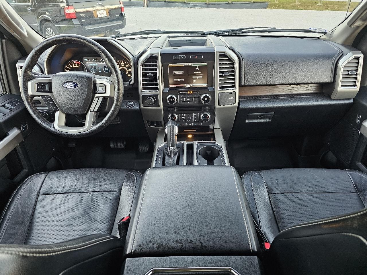 Ford F-150 Lariat SuperCrew 4WD 2015