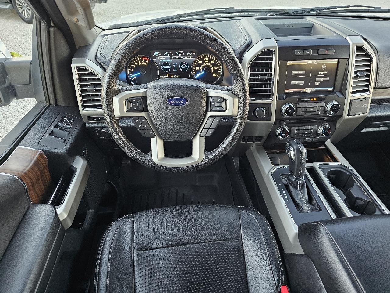 Ford F-150 Lariat SuperCrew 4WD 2015