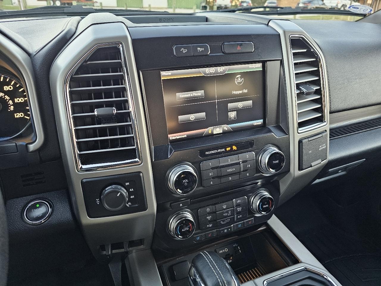 Ford F-150 Lariat SuperCrew 4WD 2015
