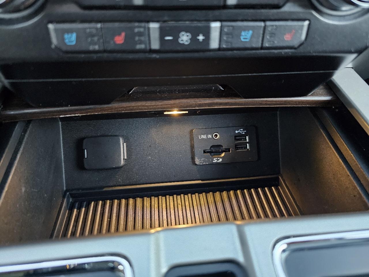 Ford F-150 Lariat SuperCrew 4WD 2015