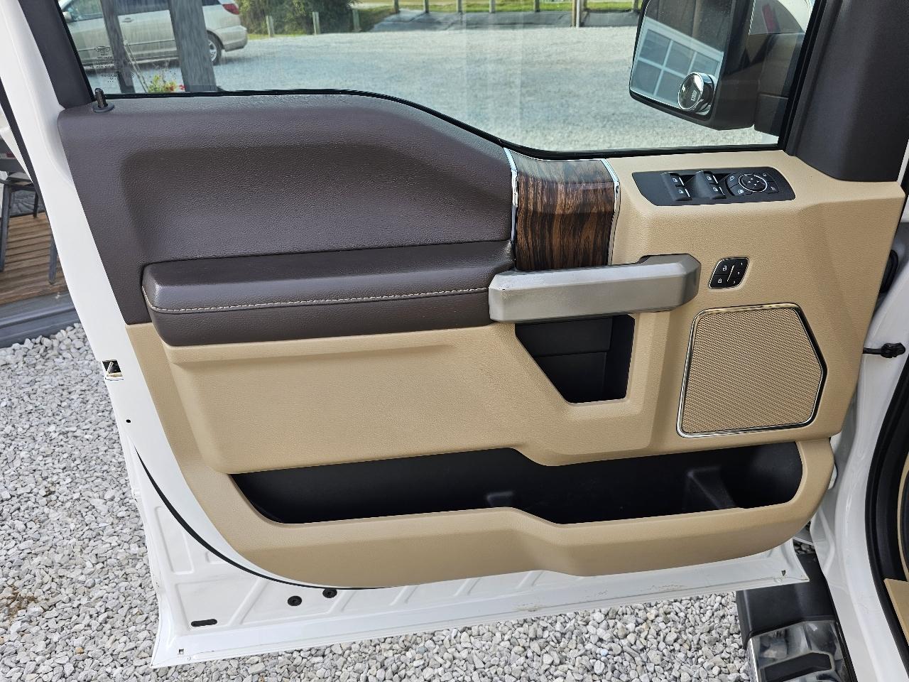 Ford F-150 Lariat SuperCrew 5.5-ft. Bed 4WD 2018
