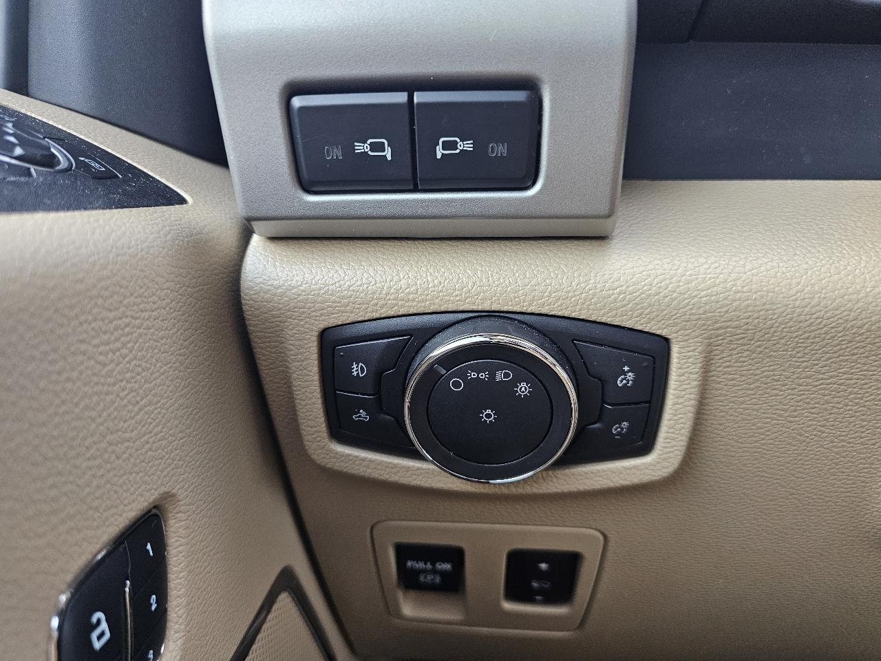 Ford F-150 Lariat SuperCrew 5.5-ft. Bed 4WD 2018