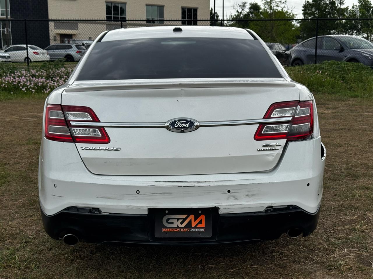 Ford Taurus SEL FWD 2013
