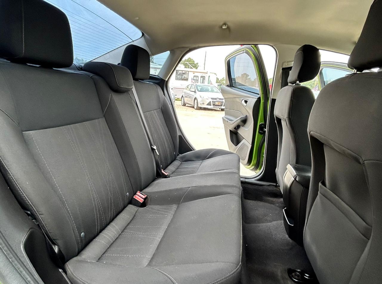 Ford Focus SE Sedan 2018