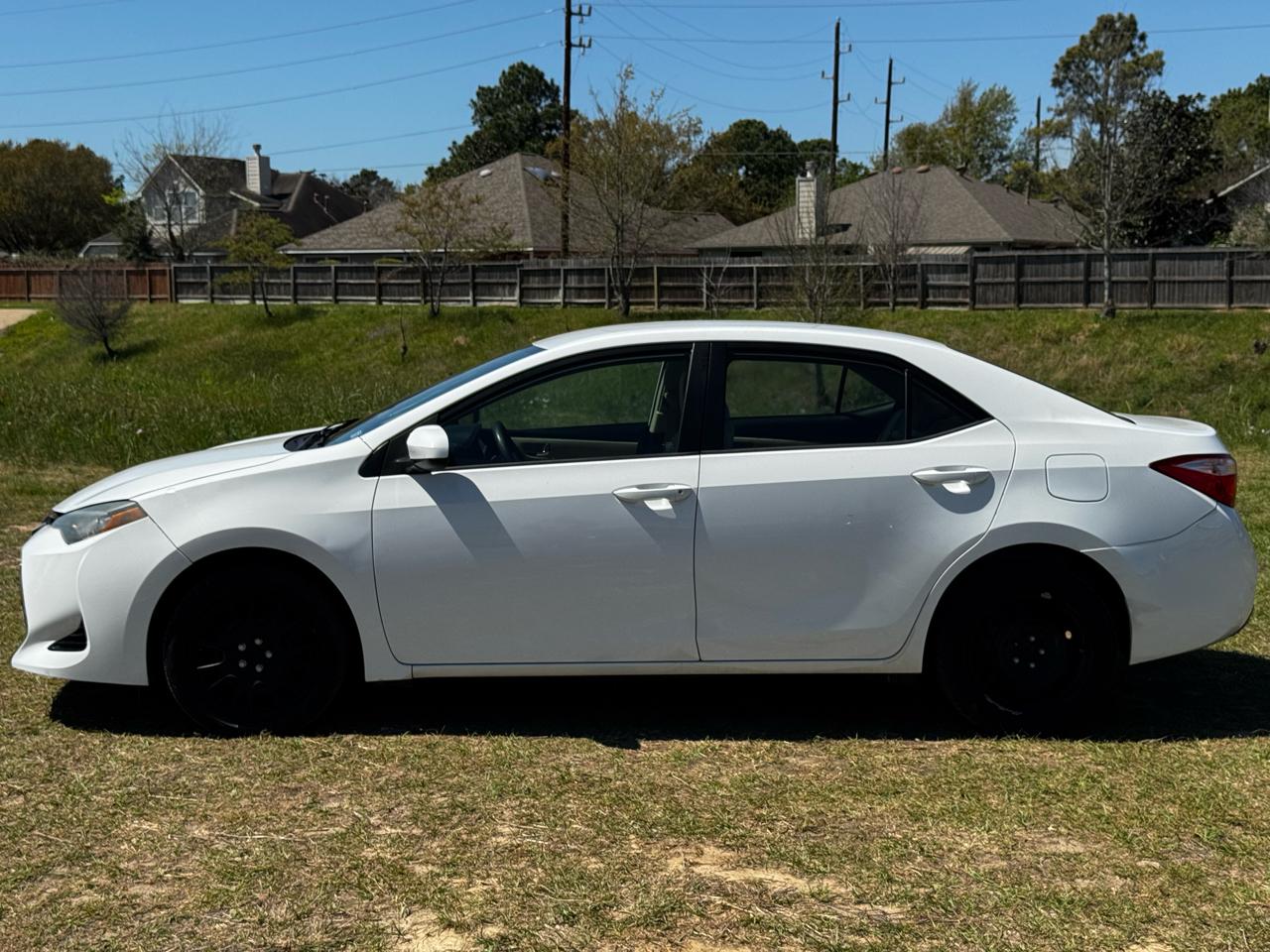 Toyota Corolla LE CVT 2017