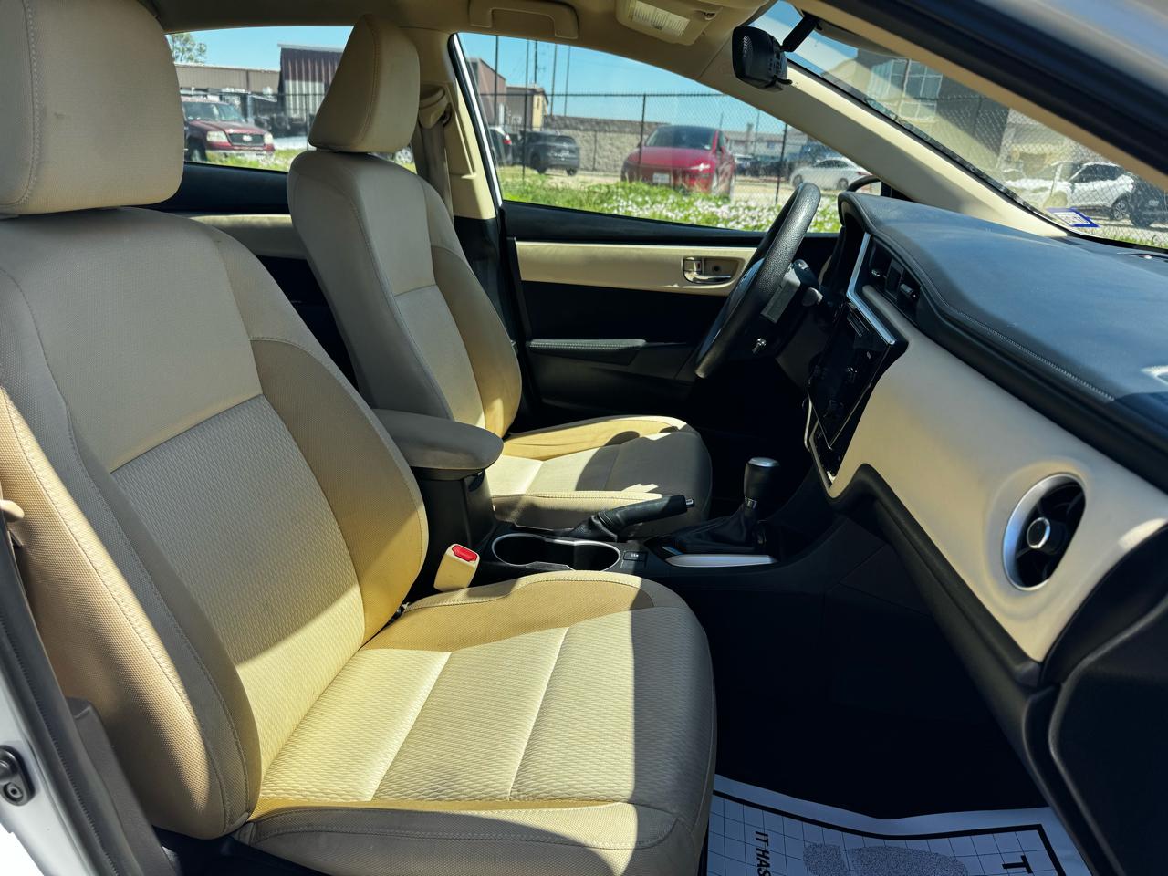 Toyota Corolla LE CVT 2017