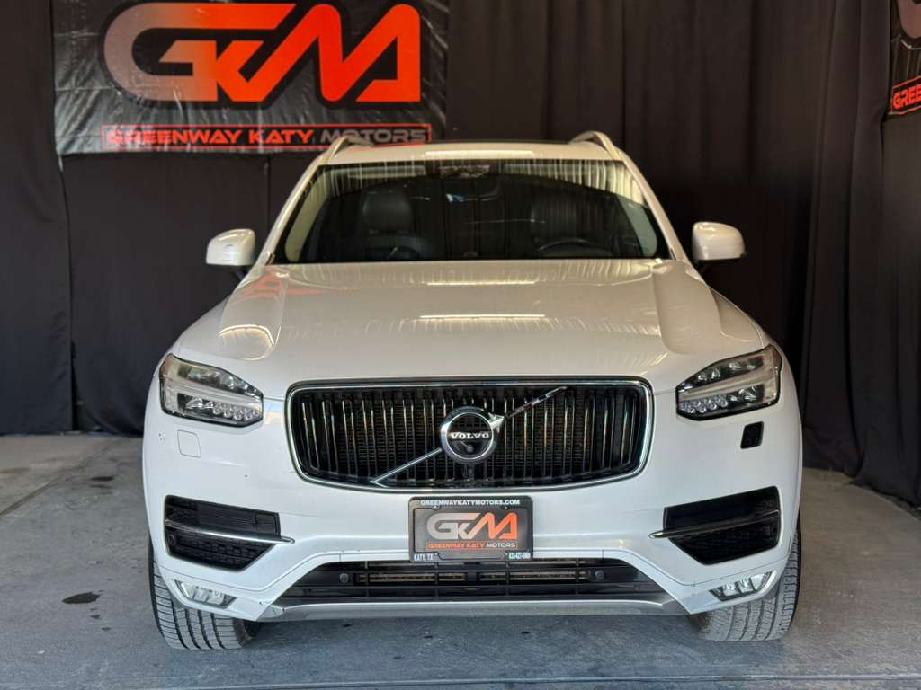 Volvo XC90 T6 Momentum AWD 2017 Volvo XC90 T6 Momentum AWD 2017