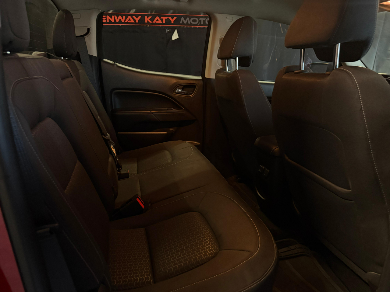 GMC Canyon SLE Crew Cab 2WD Short Box 2015 GMC Canyon SLE Crew Cab 2WD Short Box 2015