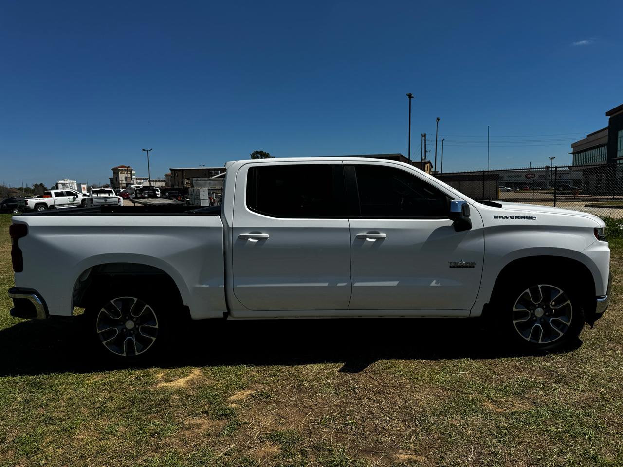 Chevrolet Silverado 1500 LT Crew Cab 2WD 2021