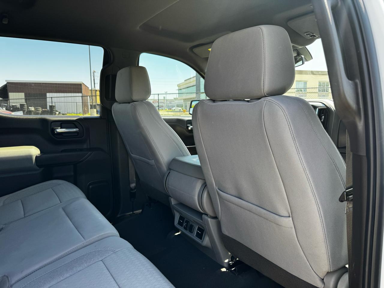 Chevrolet Silverado 1500 LT Crew Cab 2WD 2021