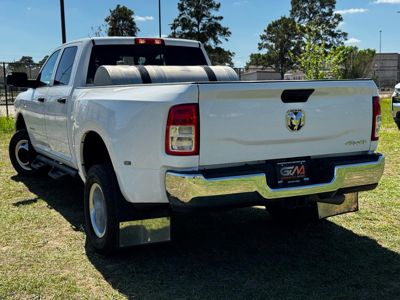 RAM 3500 Tradesman Crew Cab 4WD DRW 2022