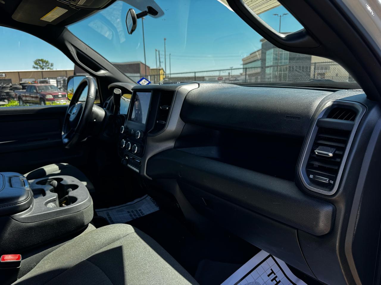 RAM 3500 Tradesman Crew Cab 4WD DRW 2022