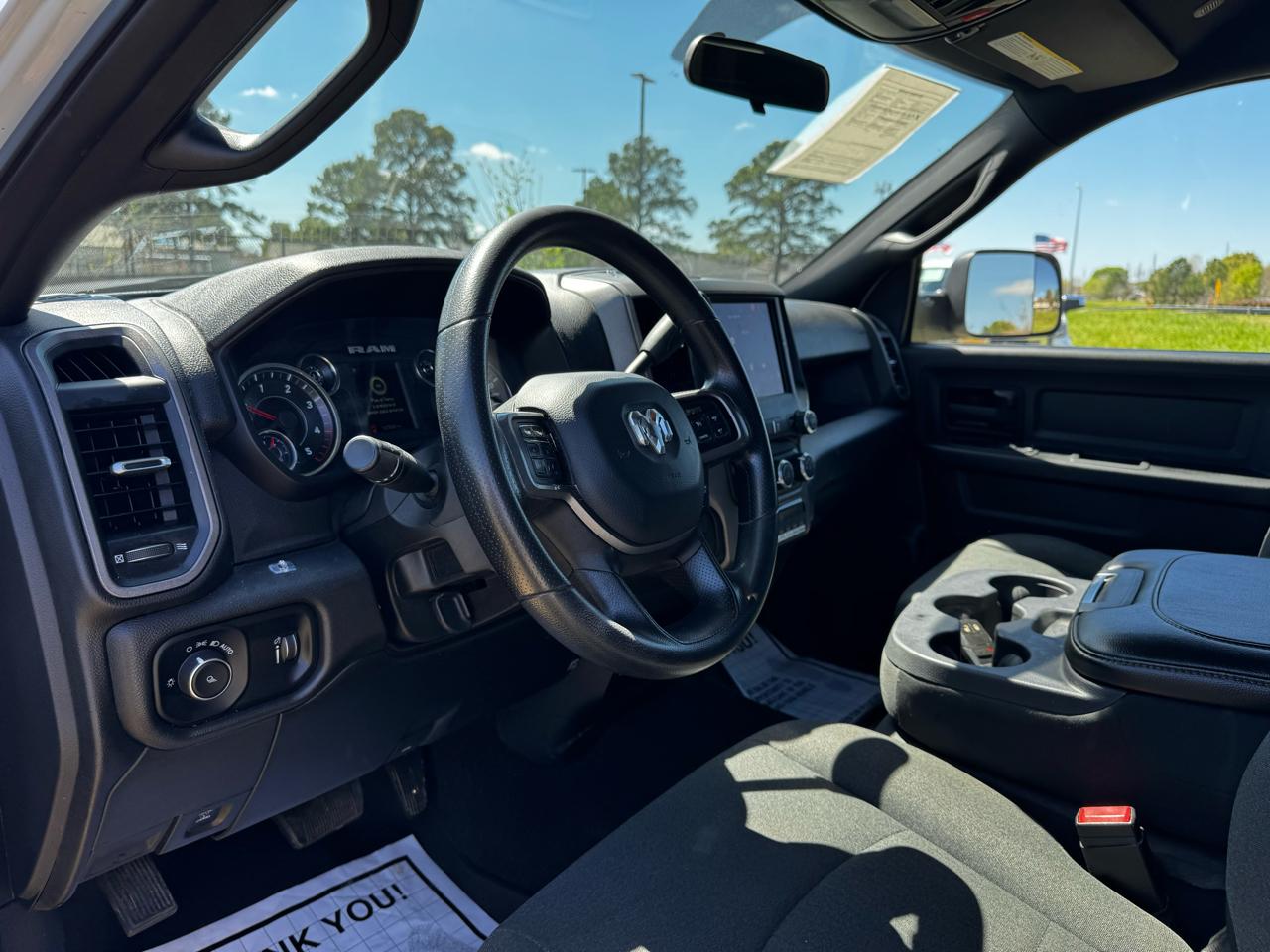 RAM 3500 Tradesman Crew Cab 4WD DRW 2022