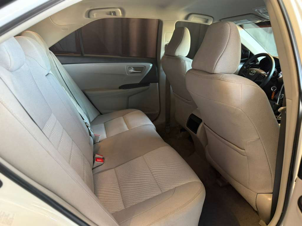 Toyota Camry SE 2017